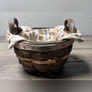Longaberger 2011 Dresden Basket w/striped tan & white liner 2 leather handles